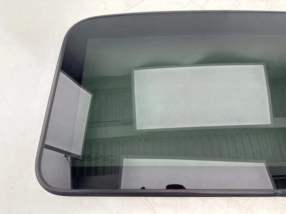 Chevrolet Tahoe 2007-2014 techo corredizo vidrio techo corredizo vidrio OEM Foto 2 de 4