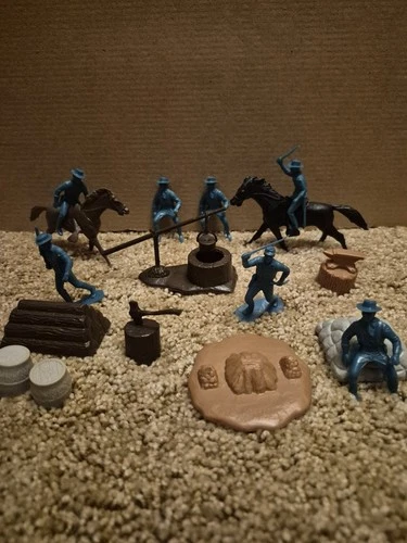 Vintage Fort Apache 1967 Marx Bros Toys Calvary Men Horses And Accessories