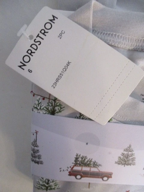 Novo com etiquetas Nordstrom Petit Lem Lote de Árvore de Natal 2 peças Conjunto de Pijama em Cinza Claro Tamanho 6 - Imagem 3 de 4