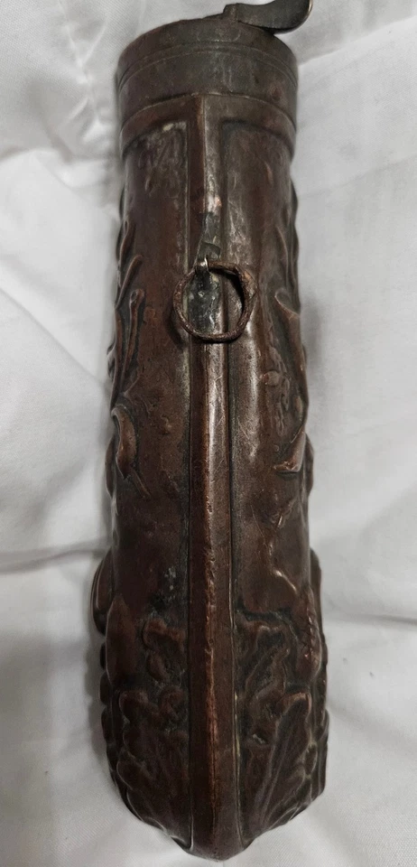 Antiguo frasco de polvo de latón - Marcado "Londres" - Estilo de principios del siglo XIX - Coleccionable Foto 4 de 4