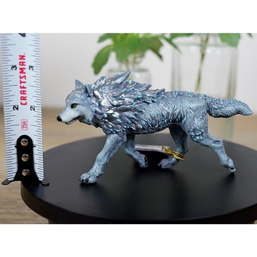 Figura Lobo de Hielo - Juguete de Fantasía - Pintado a Mano y Coleccionable - Papo 36033 - Imagen 7 de 7