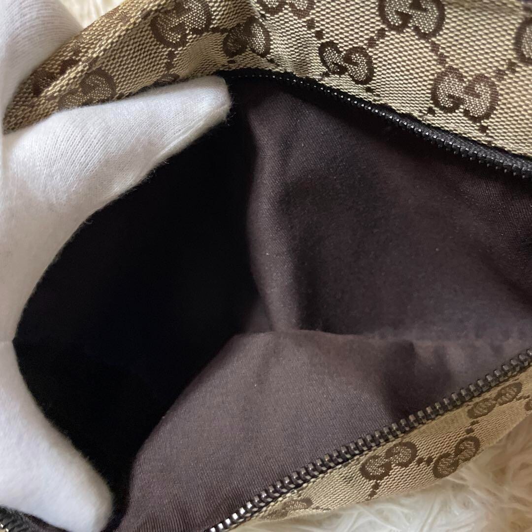 GUCCI GG Canvas Waist Pouch Shoulder Bum Bag Belt Bag Beige GUCCI GG Canvas Waist Pouch Shoulder Bum Bag Belt Bag Beige