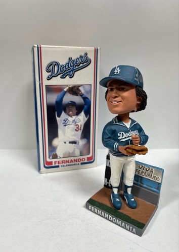 Fernando Valenzuela Signed 2011 SGA Fernandmania Bobblehead Dodgers PSA W27544 - Picture 6 of 6
