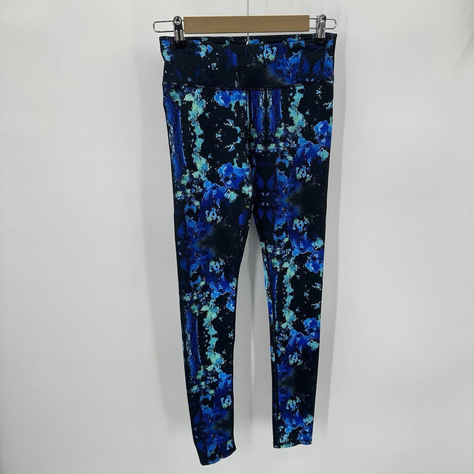 fabletics multicolor stretch workout gym athletic leggings