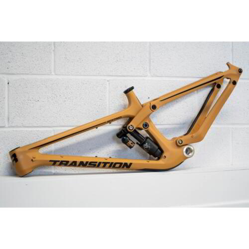Cuadro Transition Sentinel Carbono MTB Loam Dorado Mediano - Nuevo sin caja