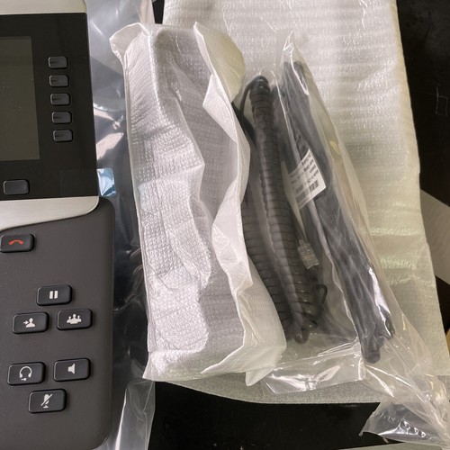 Cisco 8845 VoIP Video Phone w/Camera & Stand - CP-8845-K9 - Picture 3 of 22