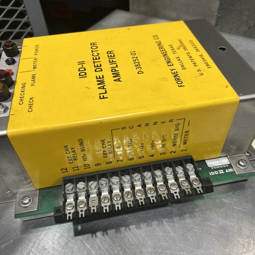 FORNEY IDD-II FLAME DETECTOR AMPLIFIER D-38252-01 Used Surplus - Picture 15 of 18