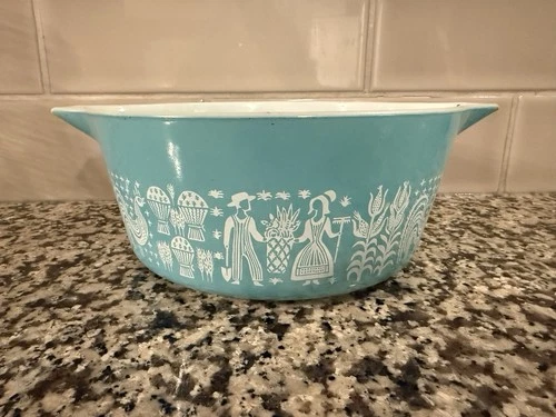 Vintage Pyrex Turquoise Amish Butterprint 475-B 2.5 Qt Cinderella Bowl