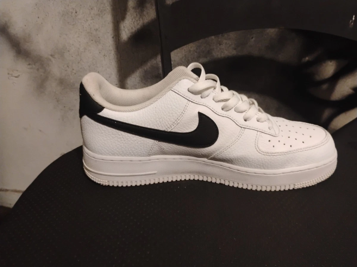 Preços baixos em Nike Air Force 1 '07 Low Black White | eBay