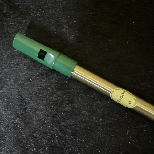 Irish Whistle Key D Small Flute Made in Ireland Tin - Picture 2 of 4