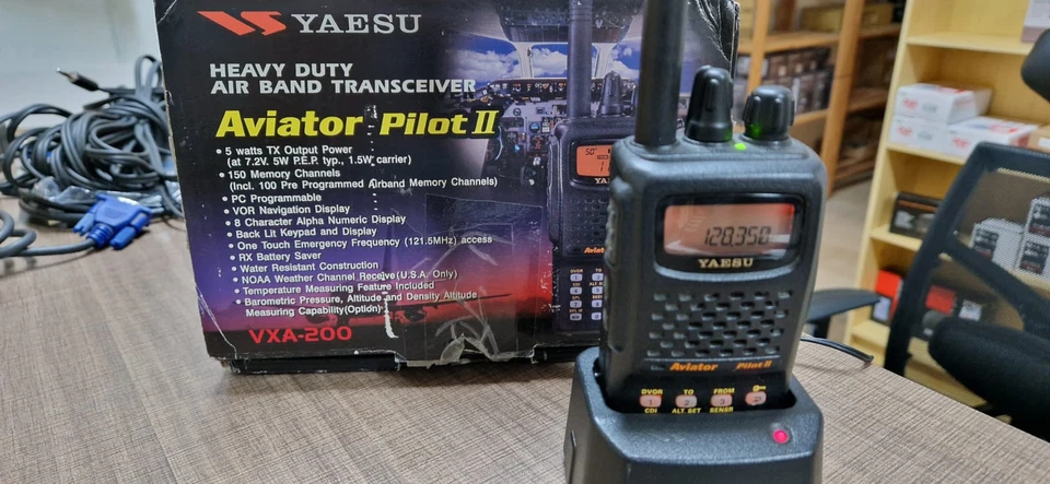 YAESU VXA-200 RICETRASMETTITORE AEREONAUTICO - Bild 1 von 1
