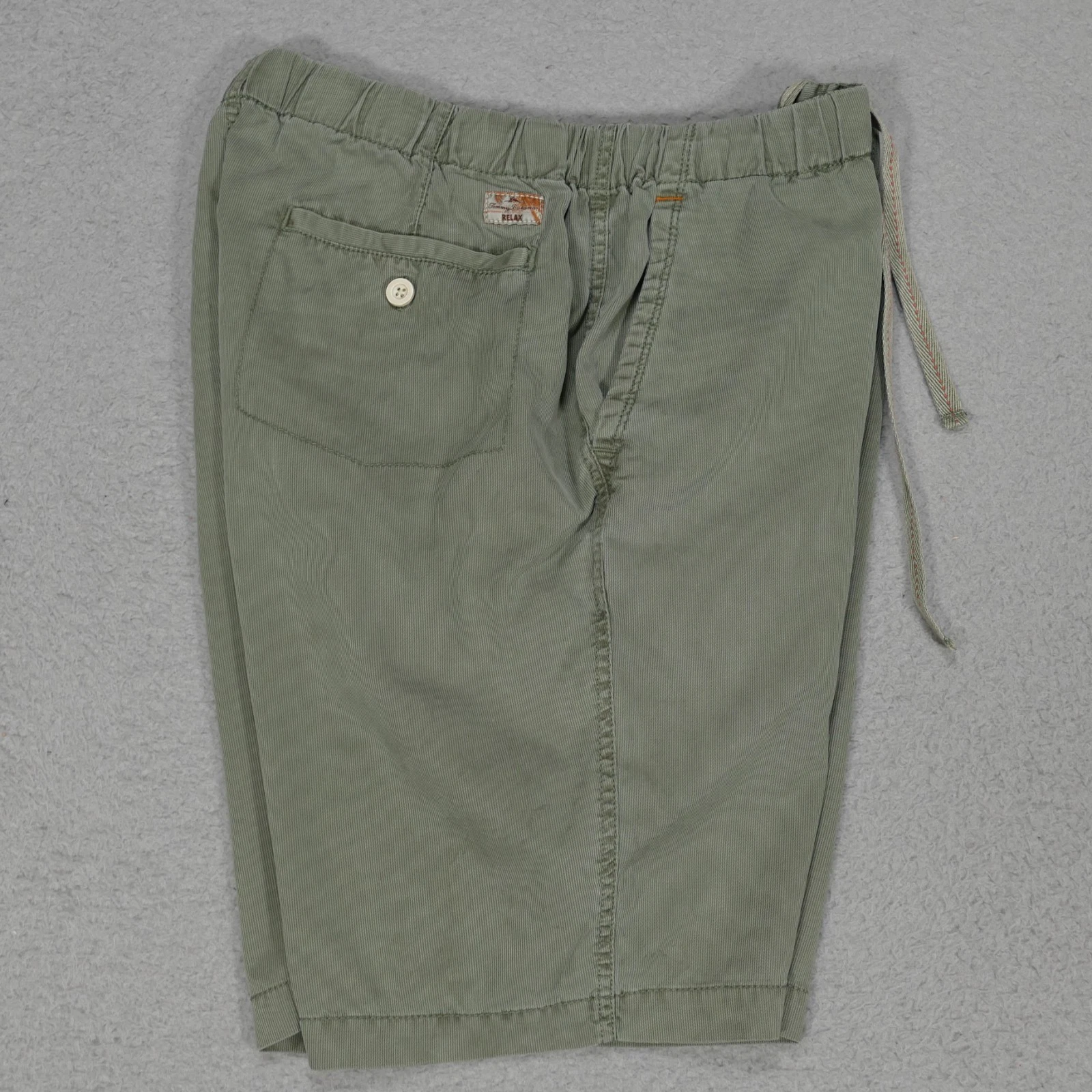 Tommy Bahama Shorts Mens Medium Olive Green Elastic Waist Drawstring Lyocell 7"