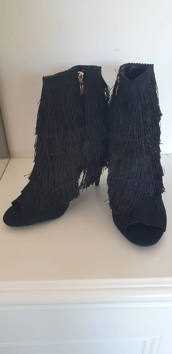 scarpe a stivaletto aperte davanti