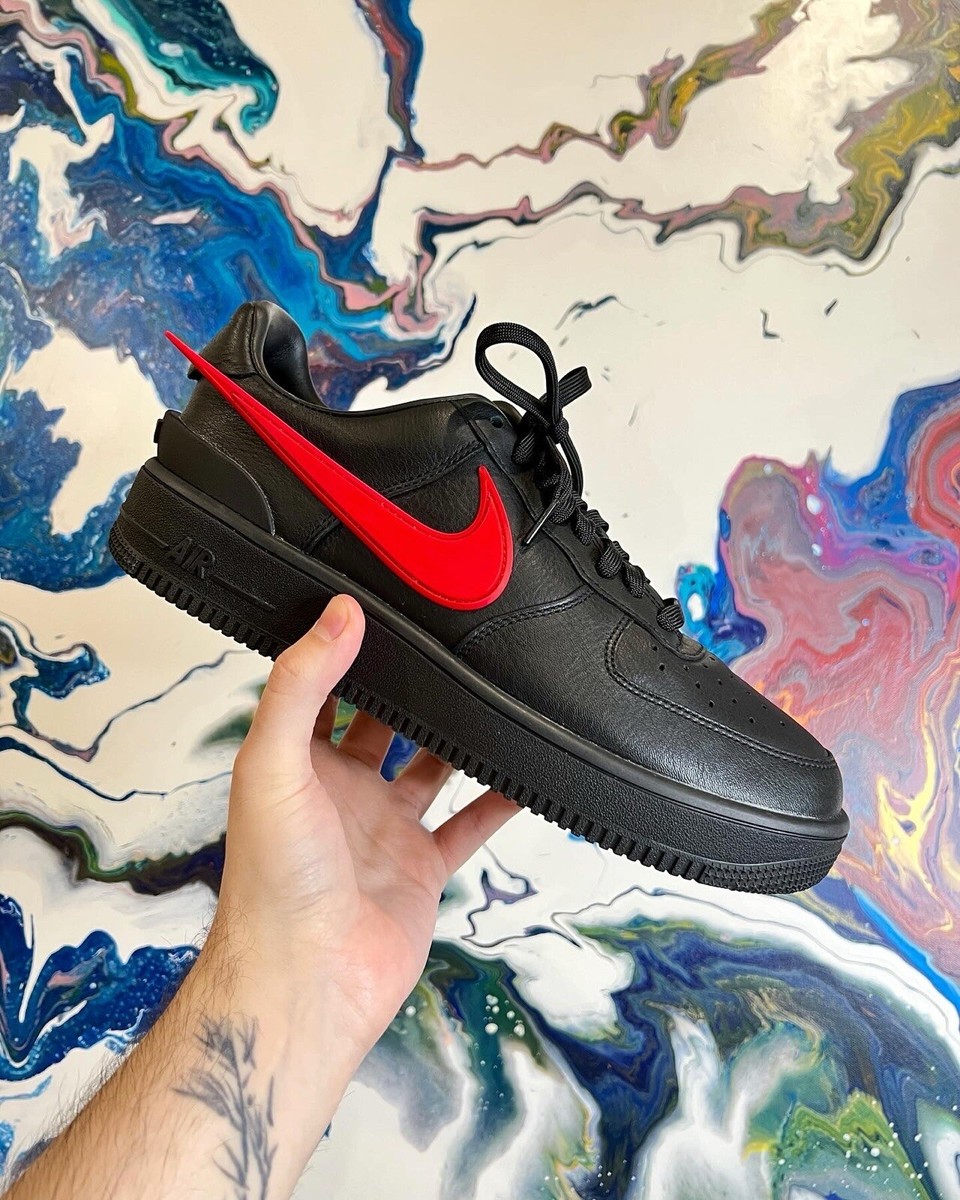 Custom Nike x Air Force 1 Low Black - customized sneaker Custom Nike x Air Force 1 Low Black - customized sneaker
