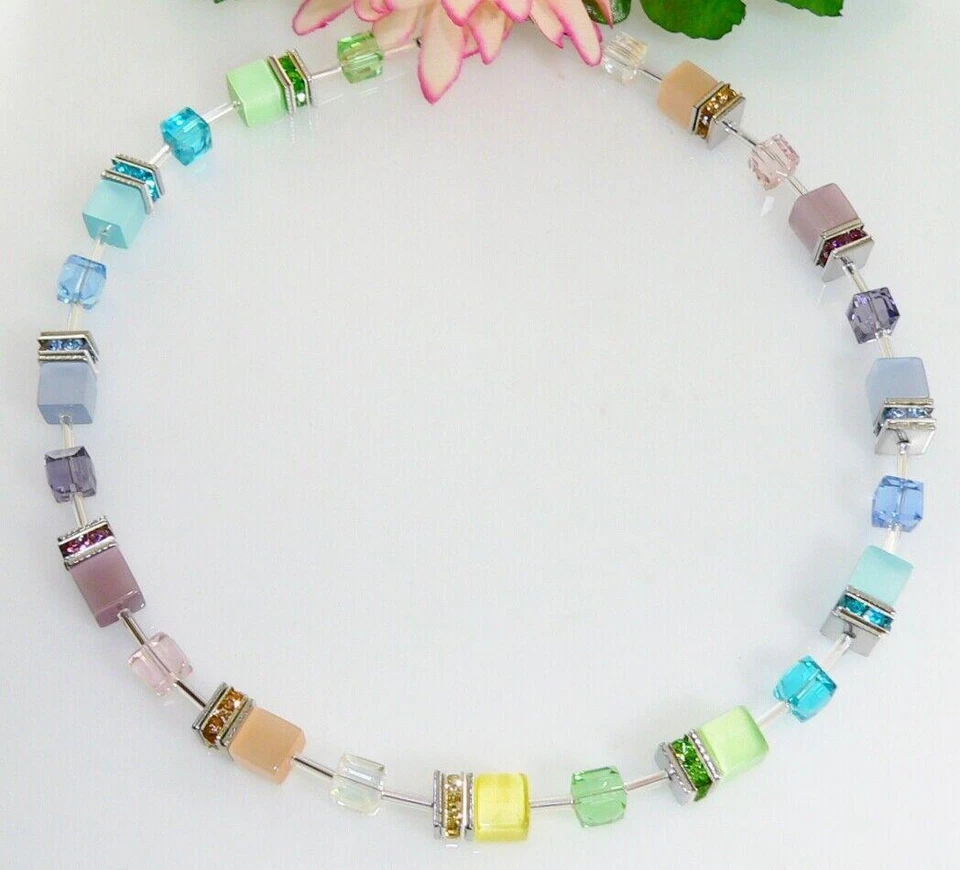 Halskette 8mm Cube Cat Eye weiß Kristallglas mehrfarbig pastell Strass 510m - Bild 4 von 4