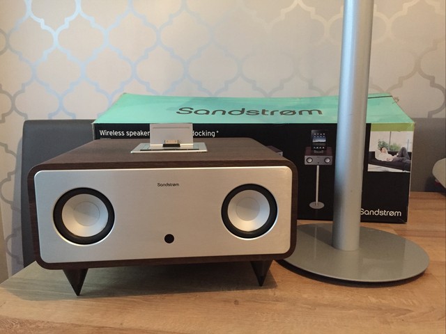 sandstrom bluetooth speaker