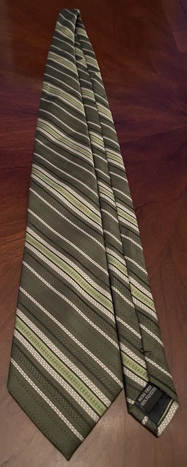 Corbata de cuello para hombre Laurant Bennet Milano verde 100 % poliéster hecha en China Foto 3 de 4