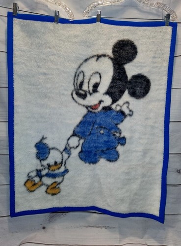 VTG '80s Biederlack Baby Mickey Mouse Donald Duck Blanket Nap Wrap 30x37 - Picture 8 of 11