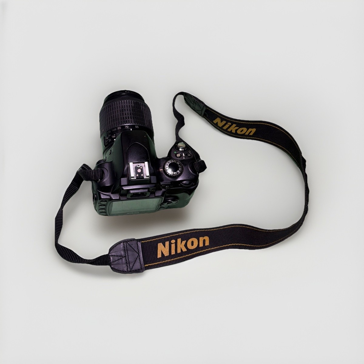 Nikon D40 Digital Camera NKR-D40(B) AF-S DX Nikkor ED 18-55mm f