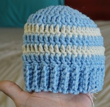 Crochet Baby Beanie Sky Blue/White Striped w/ Stretchable Ribbed Brim 6" Flat