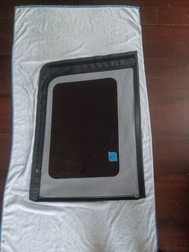Jeep Wrangler JKU Soft Top Window 2007-2018 4Dr Rear Black Oem Passenger Jk Tint - Picture 4 of 11