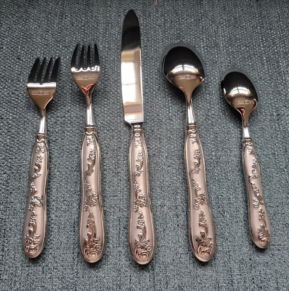 Nueva Caja Ricci Argentieri Juego de Cubiertos 5 Piezas Patrón Botticelli Acero Inoxidable 18/10 Foto 4 de 4