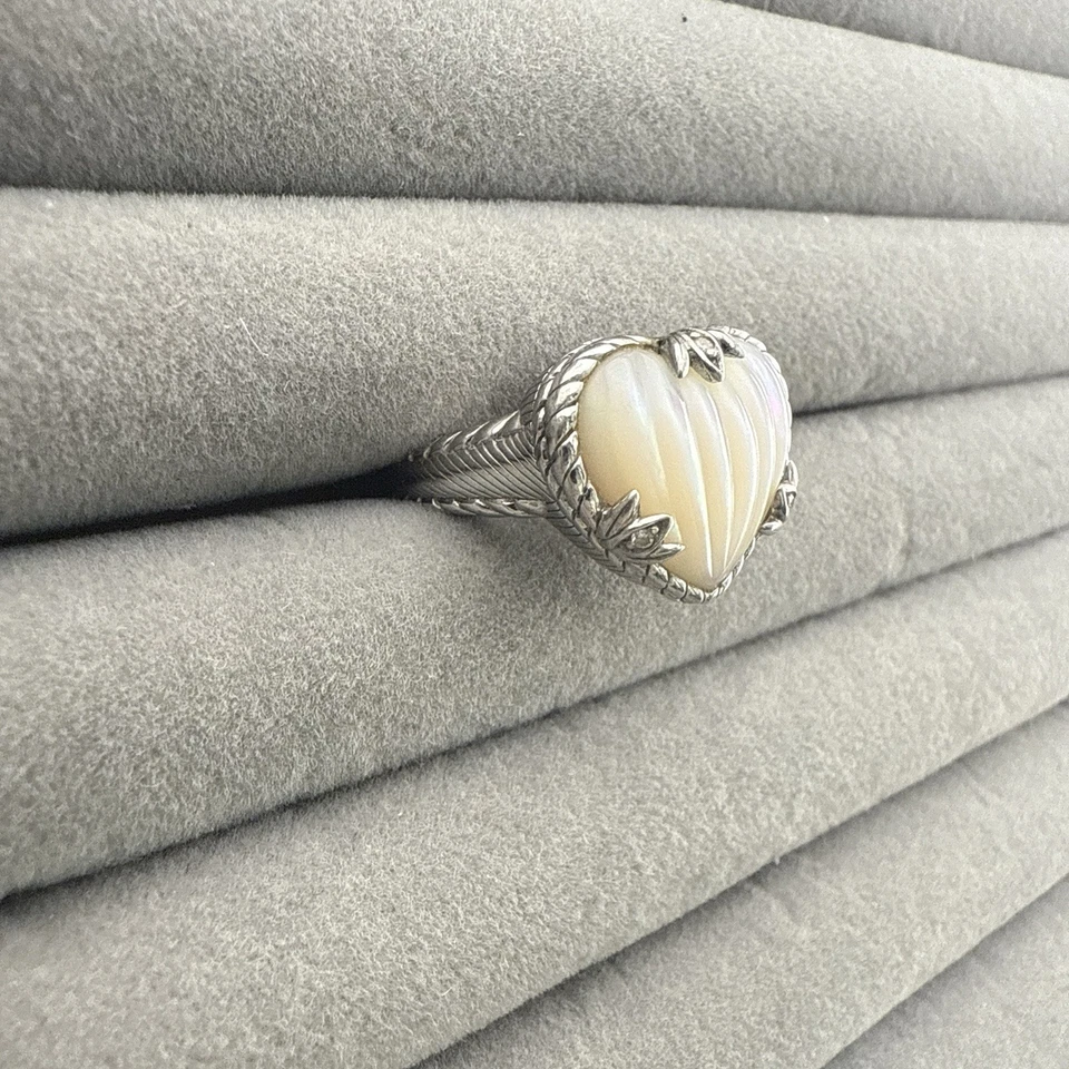 Anillo Judith Ripka Corazón Madreperla Tallado Plata de Ley talla 7 Amor 925 Foto 4 de 4