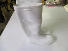 ONGUARD Mens RUBBER BOOTS size 10 Steel Toe & Shank ASTM F2413-05 Galoshes