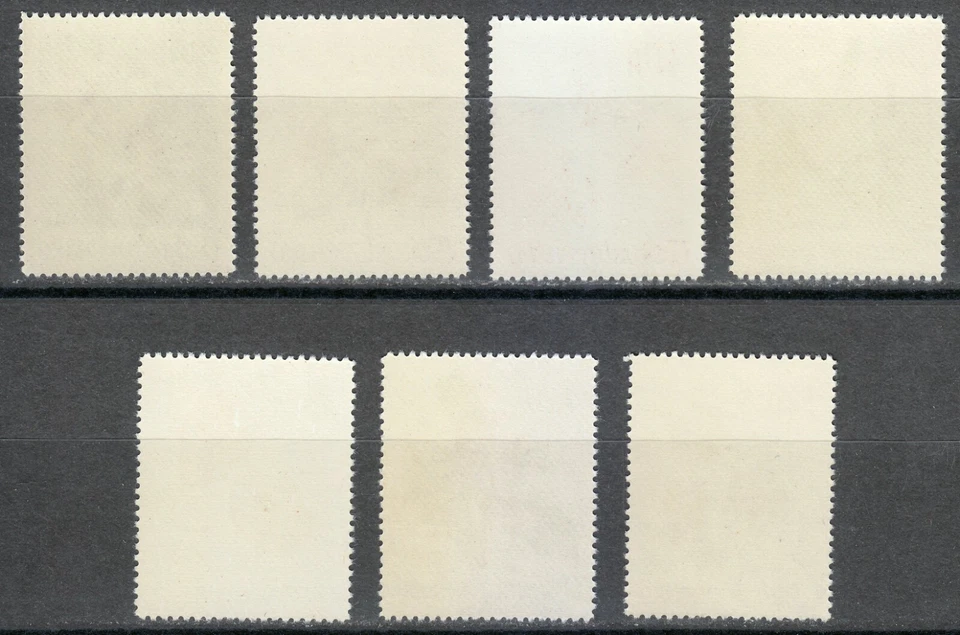 Czechoslovakia 1967 MNH Mi 1724-1730 Sc 1490-1496 Flowers ** - Image 2 of 2