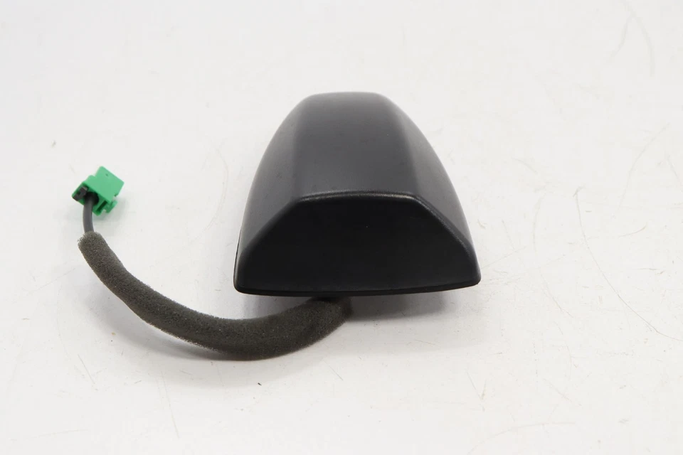 Módulo de antena externa de teto Nissan Titan 2020 - 2021 com tampa OEM - Imagem 4 de 4