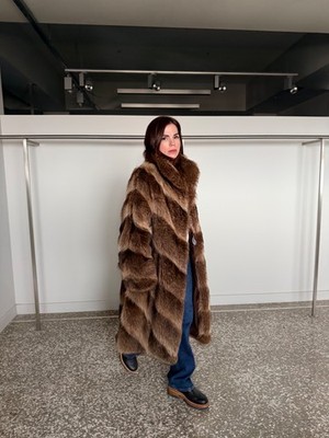 New Fin Raccoon fur coat in diagonal brown shades. Super warm lined fur stroller