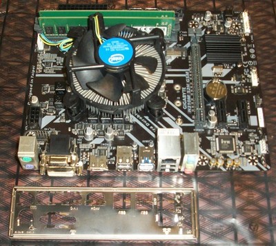 Gigabyte H310M S2H GSM motherboard Intel W/I5-9500 3.0 GHz CPU. 8 GB +I/O SHIELD