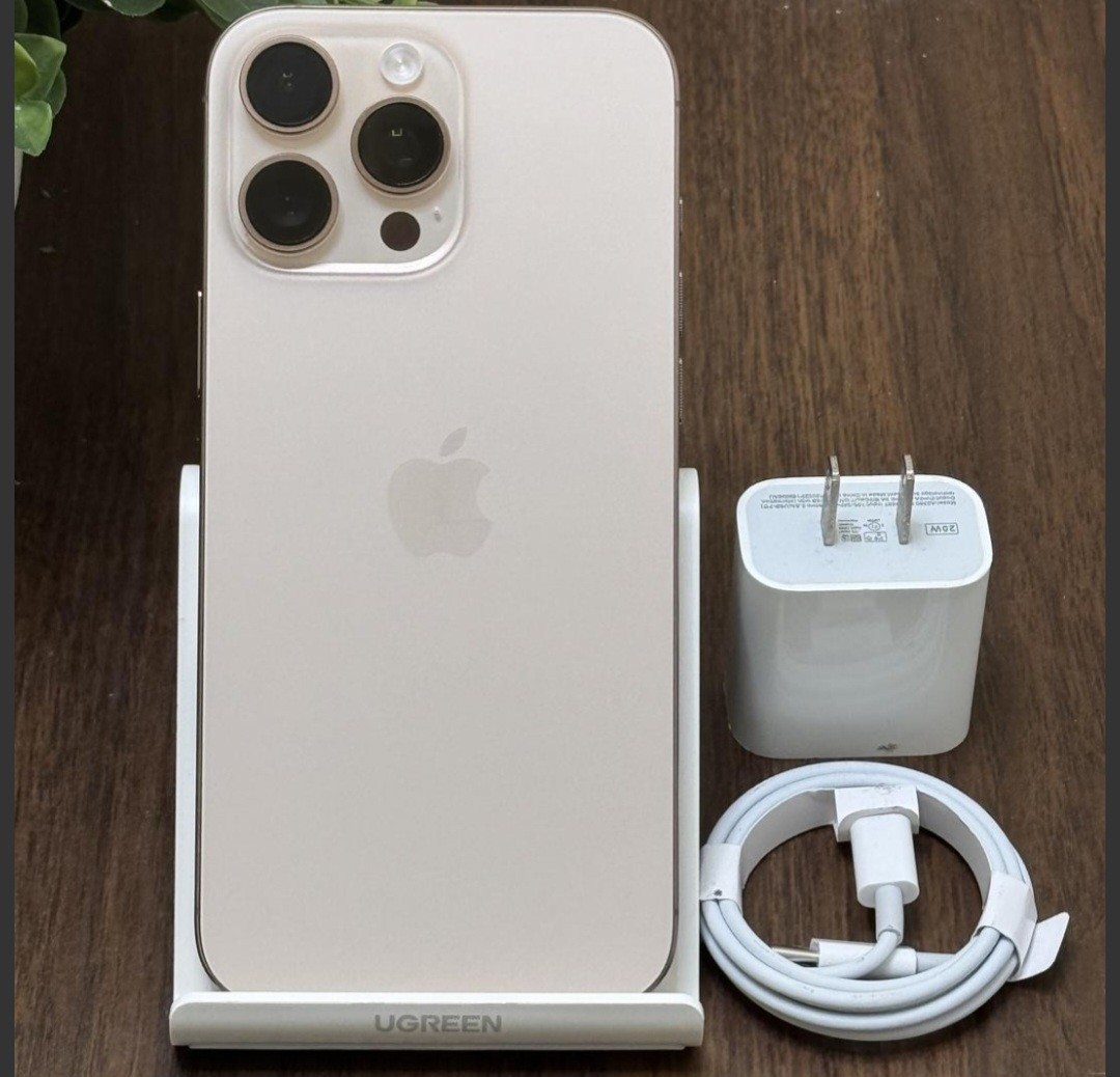 Apple iPhone 16 pro max 256GB Xfinity Desert titanium 100% BATTERY