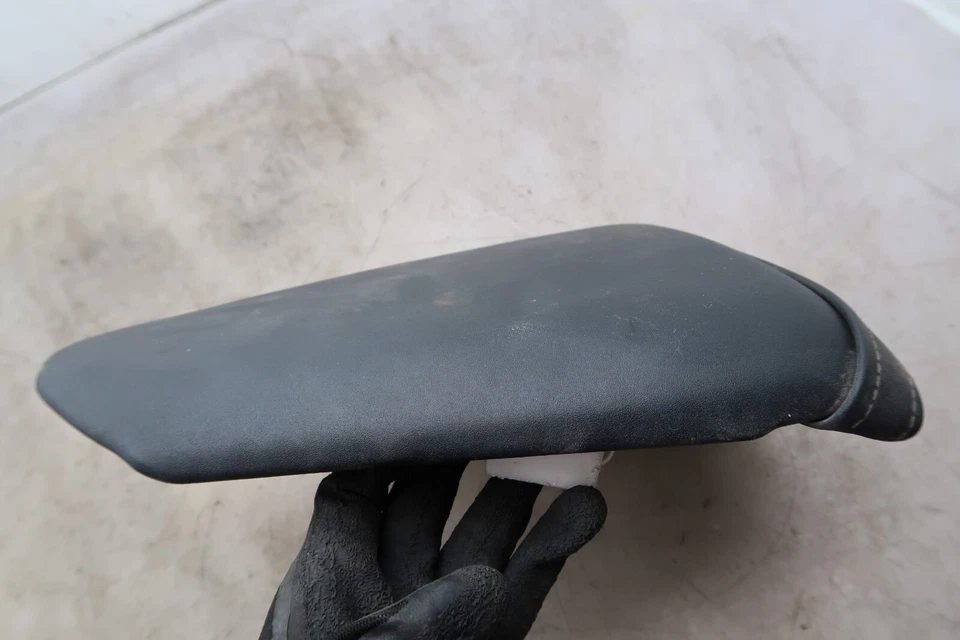 Kawasaki ZX6R ZX 2009 6 asiento de pasajero trasero E-1412 Foto 4 de 4