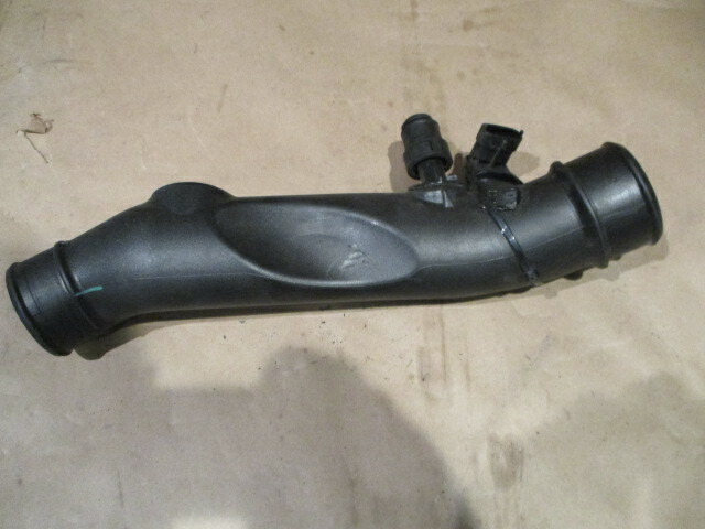 Ferrari 488 Challenge - LH Pipe From Intercooler To Throttle Body - P/N 332172