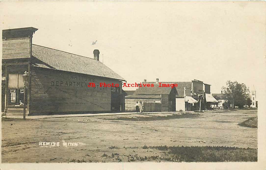 MN, Hewitt, Minnesota, RPPC, Street Scene, Hayton's Department Store