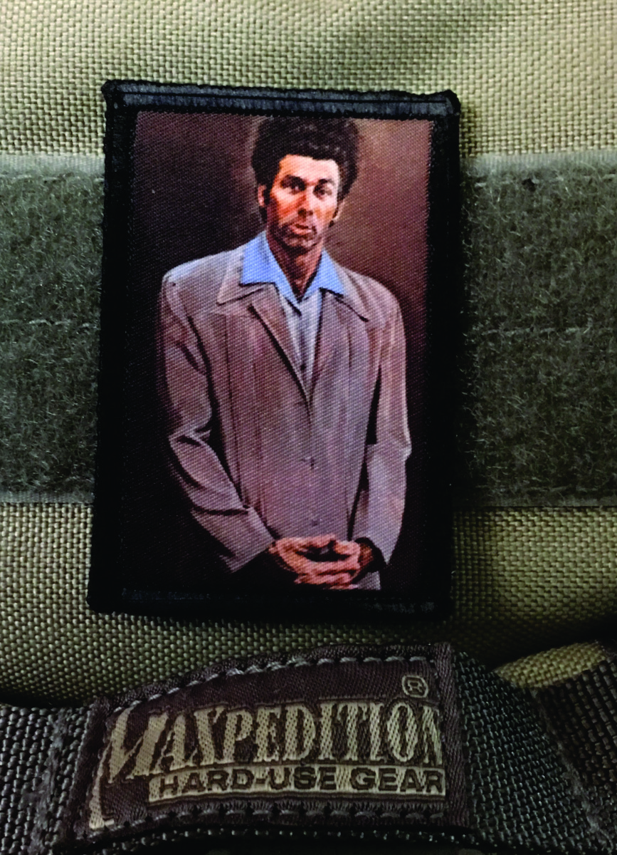 Wolverine De X-men Feroz E Inflexible Cortando Enemigos Con Garras De Adamantio Usando Un Casco - Foto 3