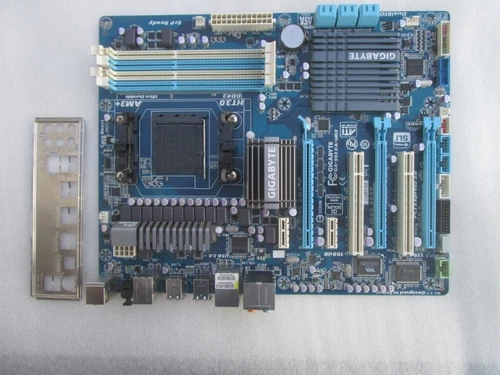 Gigabyte GA-990XA-UD3 Rev. 3.0 AMD 990X Sockel AM3+ ATX Mainboard mit I-O Shield