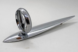 Original 1955 Buick Special, Super, Roadmaster Hood Ornament 166421 - Vintage