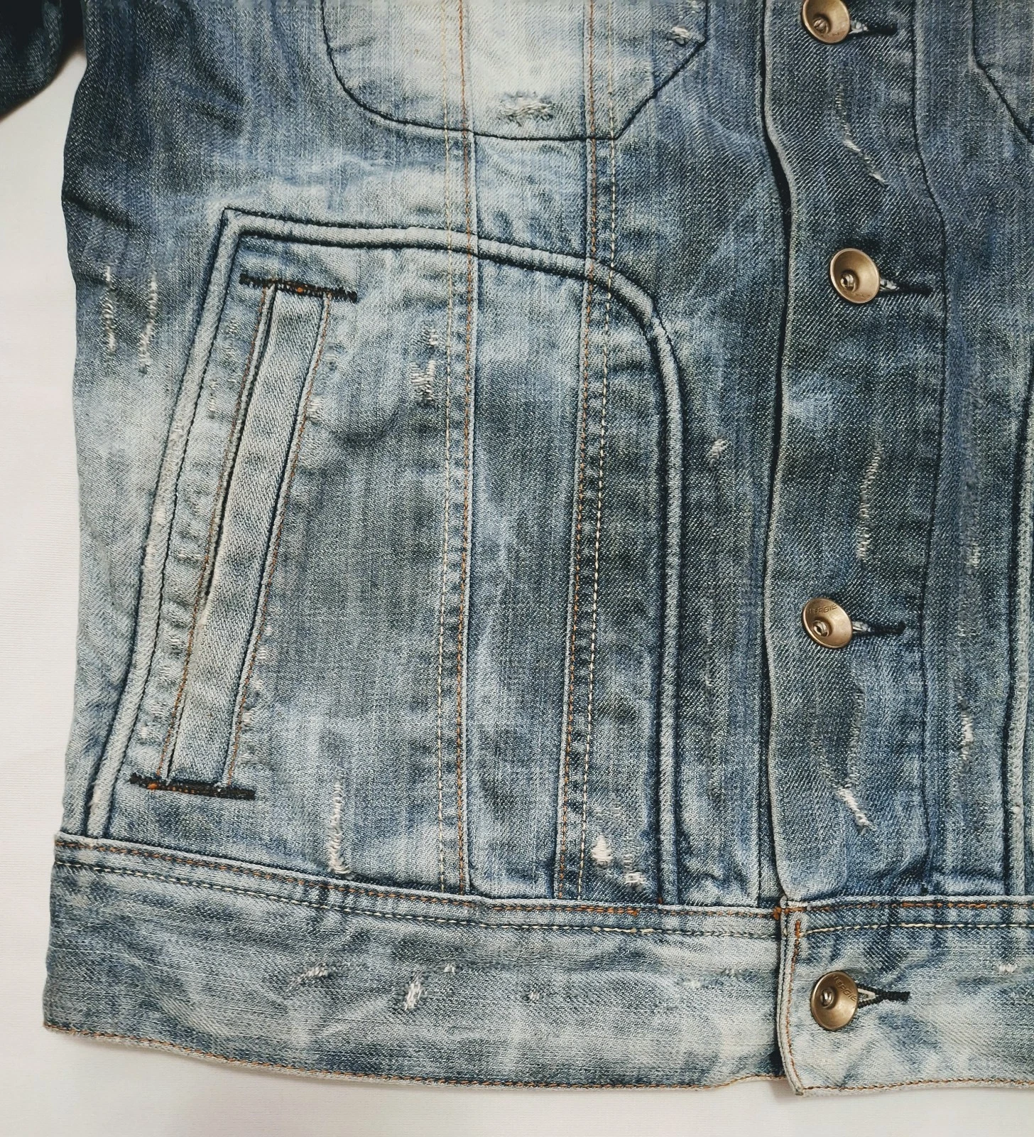 Bon Jovi, Energie Patched Battle Denim Mens Jacket Size M - product detail image 17