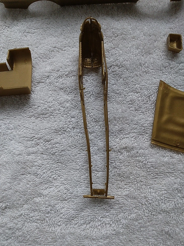 Revell 62 Dodge Dart Revellion Model Kit Parts Incomplete Funny Car Dragster - Image 4 of 4