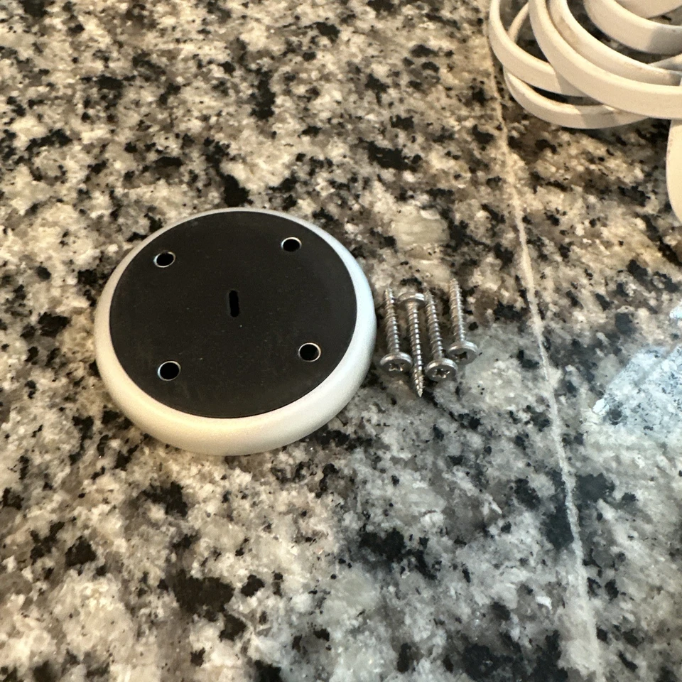 Nest NC4100US Cam IQ Outdoor Security Camera, White - Image 4 of 4