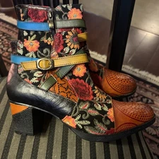 Socofy Women’s Embroidered Leather Boots Size 10