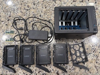 Synology DS1522+ with 10Gbe upgrade and 32GB RAM, excellent used - Image 1 of 4
