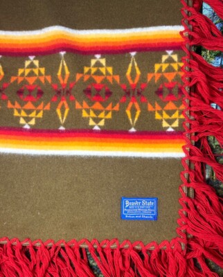 VINTAGE PENDLETON BEAVER STATE RED FRINGED WOOL BLANKET 45 VINTAGE PENDLETON BEAVER STATE RED FRINGED WOOL BLANKET 45