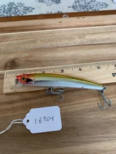 Unknown fishing lure (18904)