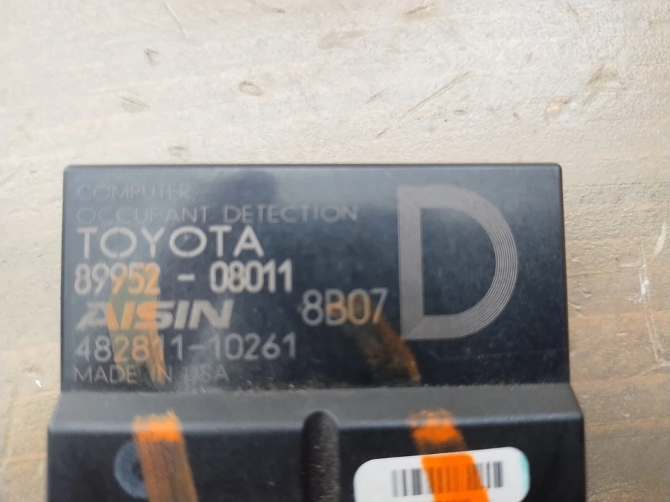 Toyota Sienna 2018 módulo de detección de ocupantes Foto 3 de 4