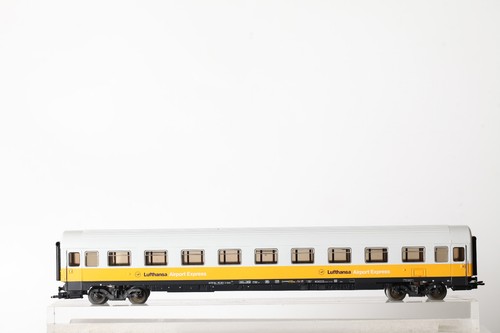 Märklin H0 Lufthansa Airport Express Großraumwagen 60 80 84-95 597-0  (344956) | Zustand: Gebraucht
