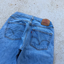 Vintage Levi  s 501 Series Men  s Light Wash Blue Denim Jeans with button fly
