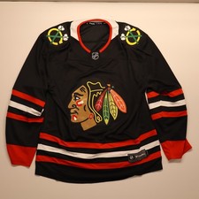Ultimate Chicago Blackhawks Collector and Super Fan Gift Guide  40